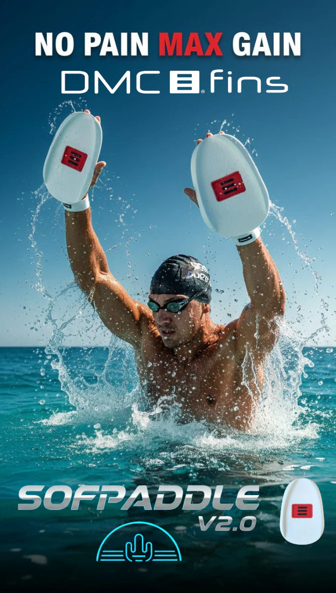 Person using DMC fins with text 'No Pain Max Gain' and 'SOFPADEL V2.0' on a blue background