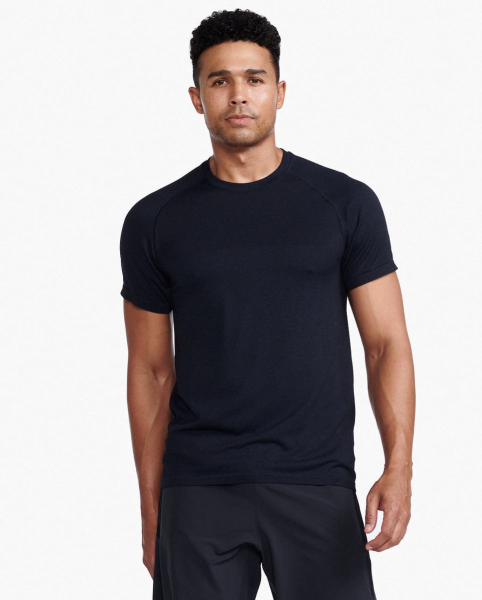 2XU Motion Tech Men’s Tee – Lightweight Training Shirt | Swimwear Shack