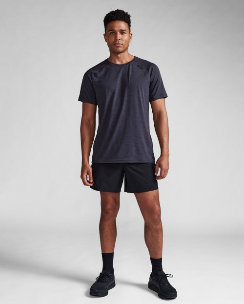 2XU Motion Men’s Tee – Lightweight Performance Shirt | Swimwear Shack
