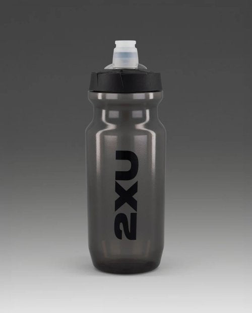 2XU Squeeze Water Bottle 600ml | Durable & Convenient Hydration