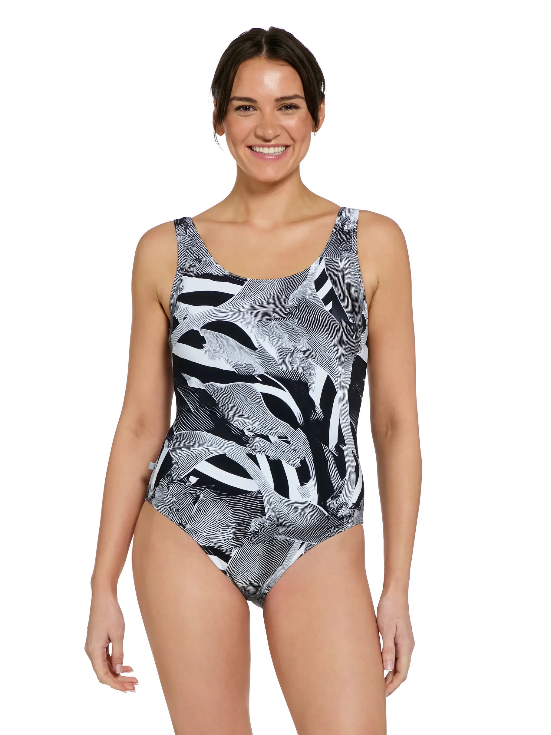 Zoggs Sea Skin Scoopback thermal swimsuit. Retains body heat 60% longer, recycled Ecofeel fabric, UPF protection